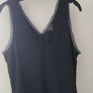 Halogen Raw Edge Tank Size Large- Black